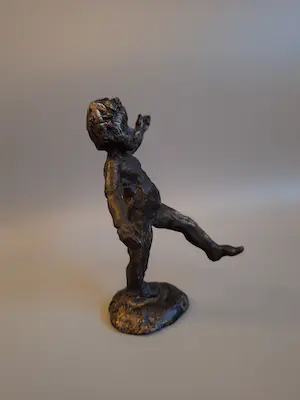 Astrid Veldhuyzen-Koppen - Mooi beeldje Astrid Veldhuyzen-Koppen kopen? Bied vanaf 45!