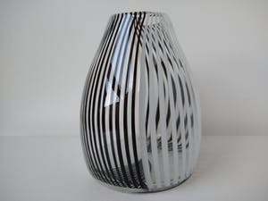 Venini - zwart/wit Tessuto/Swirl vaas kopen? Bied vanaf 85!