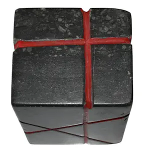 Maup Nikkels - Atheïstische Ka'aba - Belgisch Hardstenen Beeld kopen? Bied vanaf 200!