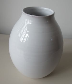 Pottenbakkerij Nagtegaal - Drie witte aardewerk vazen kopen? Bied vanaf 30!