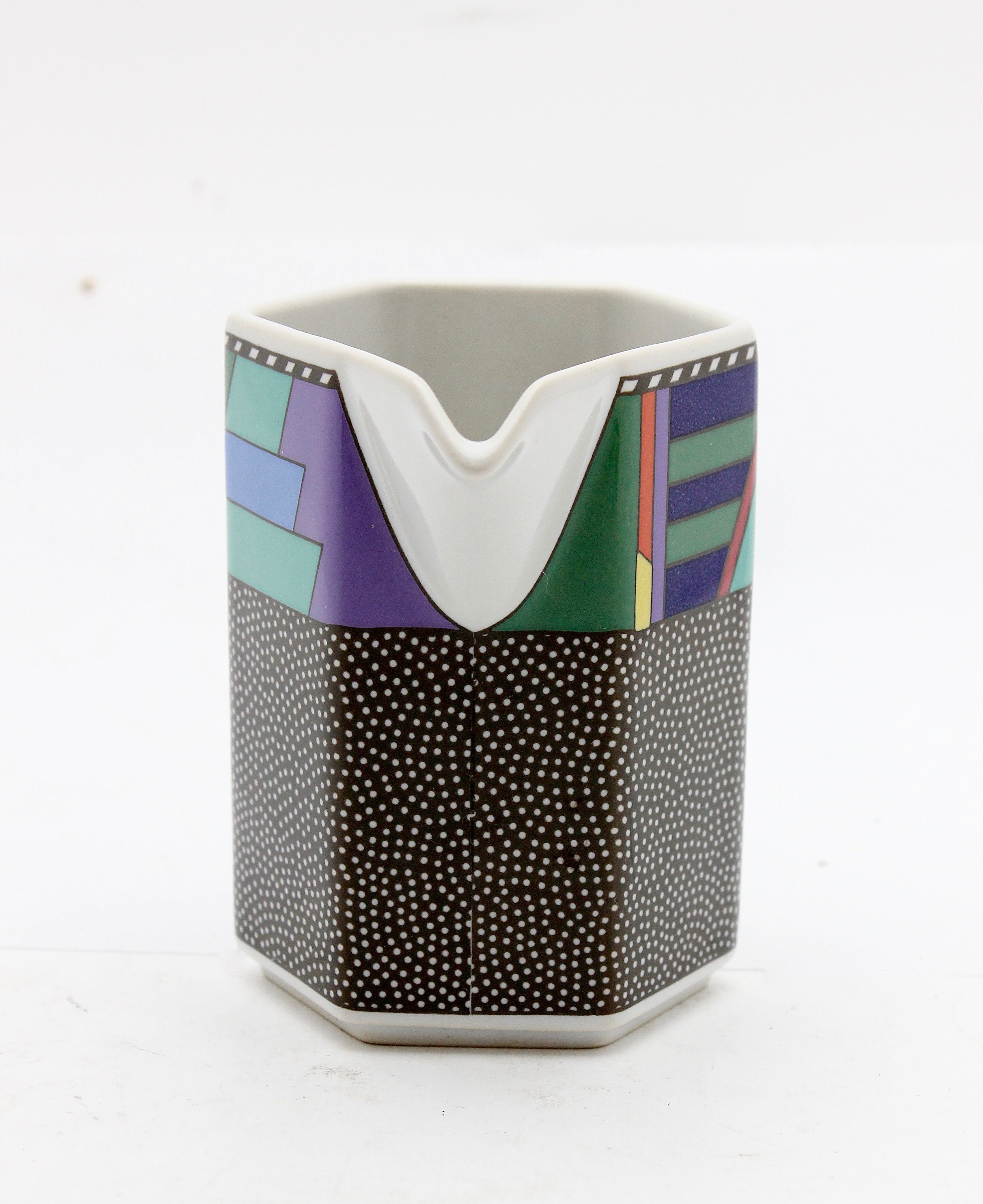 Rosenthal -  Barbara Brenner Studioline Memphis 'Scenario Metropol' melkkan kopen? Bied vanaf 5!