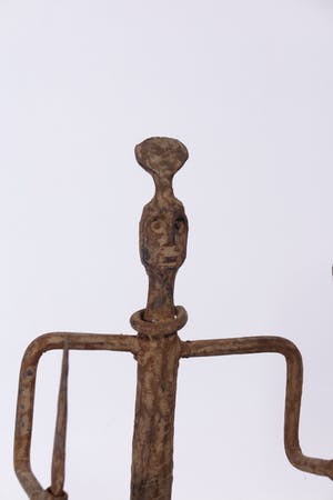 Fon - Zeldzaam beeld van ijzer, Strijder met een speer en een kapmes kopen? Bied vanaf 1!