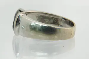 69  - 14 karaat wit gouden ring met diamant - midden steen saffier (ca 3.80 crt) kopen? Bied vanaf 450!