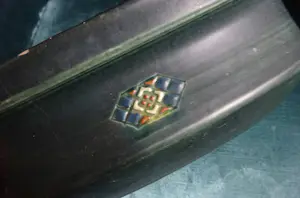 Klaas Mobach sr. - Unieke Collectie Medaillon aardewerk: 1x jardinaire - 3x oorkannen kopen? Bied vanaf 175!