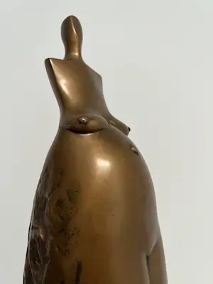Robert Csikszentmihalyi - bronzen sculptuur | 'Maternity' | 1981 kopen? Bied vanaf 1200!