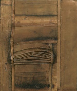 Carla van Riet - Lot van twee collages van leer, Zonder titel kopen? Bied vanaf 50!