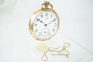 15  - Vroeg 20e Eeuws 14Krt roségouden Vestzak horloge Union  met 14 Krt ketting kopen? Bied vanaf 360!