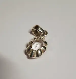 Nieuwe zilveren hanger met natuurlijk witte facet geslepen aquamarijn kopen? Bied vanaf 50!