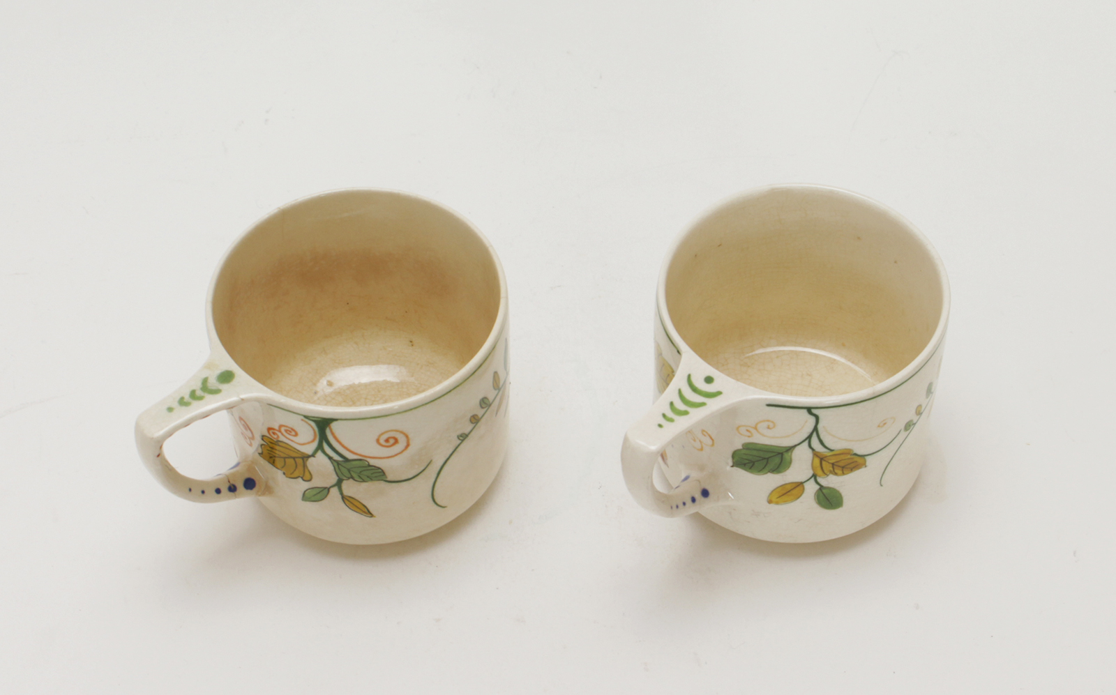 Plateelbakkerij Zuid-Holland - 2 plateel koppen - 'Juliette' kopen? Bied vanaf 15!