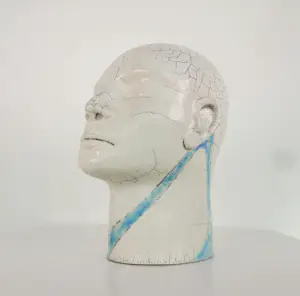 Ida De Roy - Set van twee sculpturen van keramiek, Hoofden kopen? Bied vanaf 200!