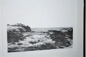 Aat Veldhoen - Rotskust = litho 1963 kopen? Bied vanaf 50!