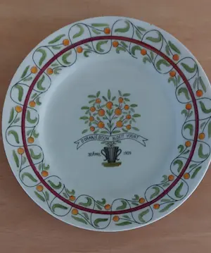 N.V. Plateelbakkerij Delft - Koninlijkhuis kopen? Bied vanaf 75!