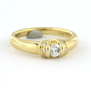 18k geel gouden ring bezet met briljant geslepen diamant 0.31ct kaufen? Bieten Sie von 700!