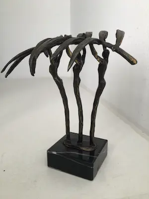 Corry Ammerlaan - Sculptuur “ De vier jaargetijden “. DE HERFST kopen? Bied vanaf 1!
