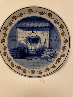 Porceleyne Fles - Serie van 10 Eerste Wereldoorlog herdenkingsborden kopen? Bied vanaf 225!