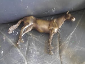 Niet of onleesbaar gesigneerd - paard kopen? Bied vanaf 10!