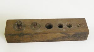 Curiosa - 2 blokken met serie gewichten en 7 losse gewichten kopen? Bied vanaf 1!