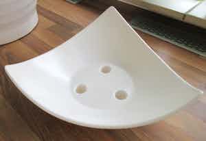 Niet of onleesbaar gesigneerd - Molca design keramisch kaarsen standaard verkocht voor € 1!