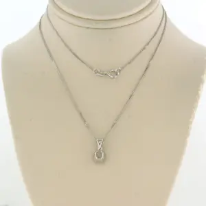 14k wit gouden collier met solitair hanger met diamant 0.12 ct - 45 cm lang kopen? Bied vanaf 220!