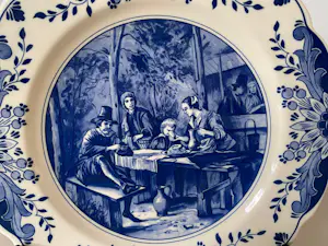 Buy Kunstaardewerkfabriek Regina - Stel Delftsblauwe handbeschilderde wandborden? Bid from 20!