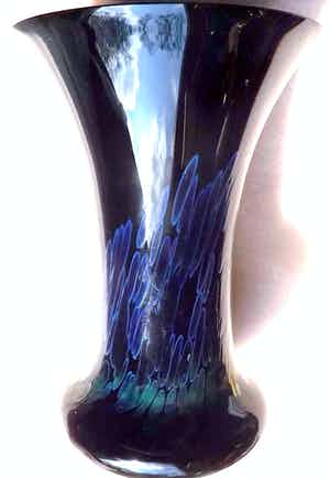 Erwin Eisch voor Glasblaserei Eisch Frauenau - design zwart/ blauwe - gesigneerd verkocht voor € 1!