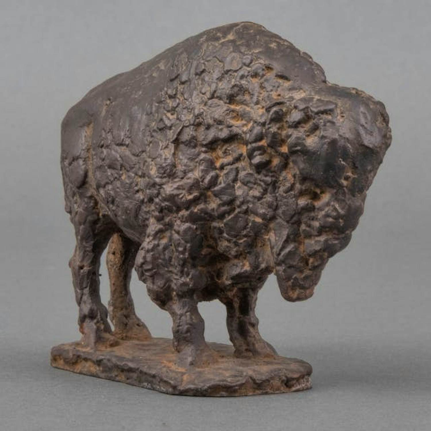 Pieter d' Hont - Bronzen beeld: 'bizon' - 1981 kopen? Bied vanaf 1500!