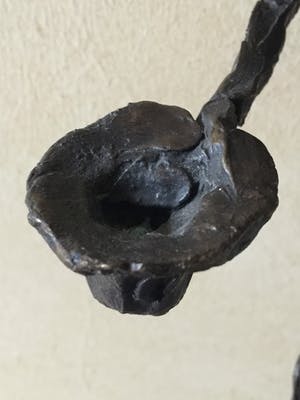 Jits Bakker - "Johan Buziau" - brons op natuurstenen sokkel kopen? Bied vanaf 495!