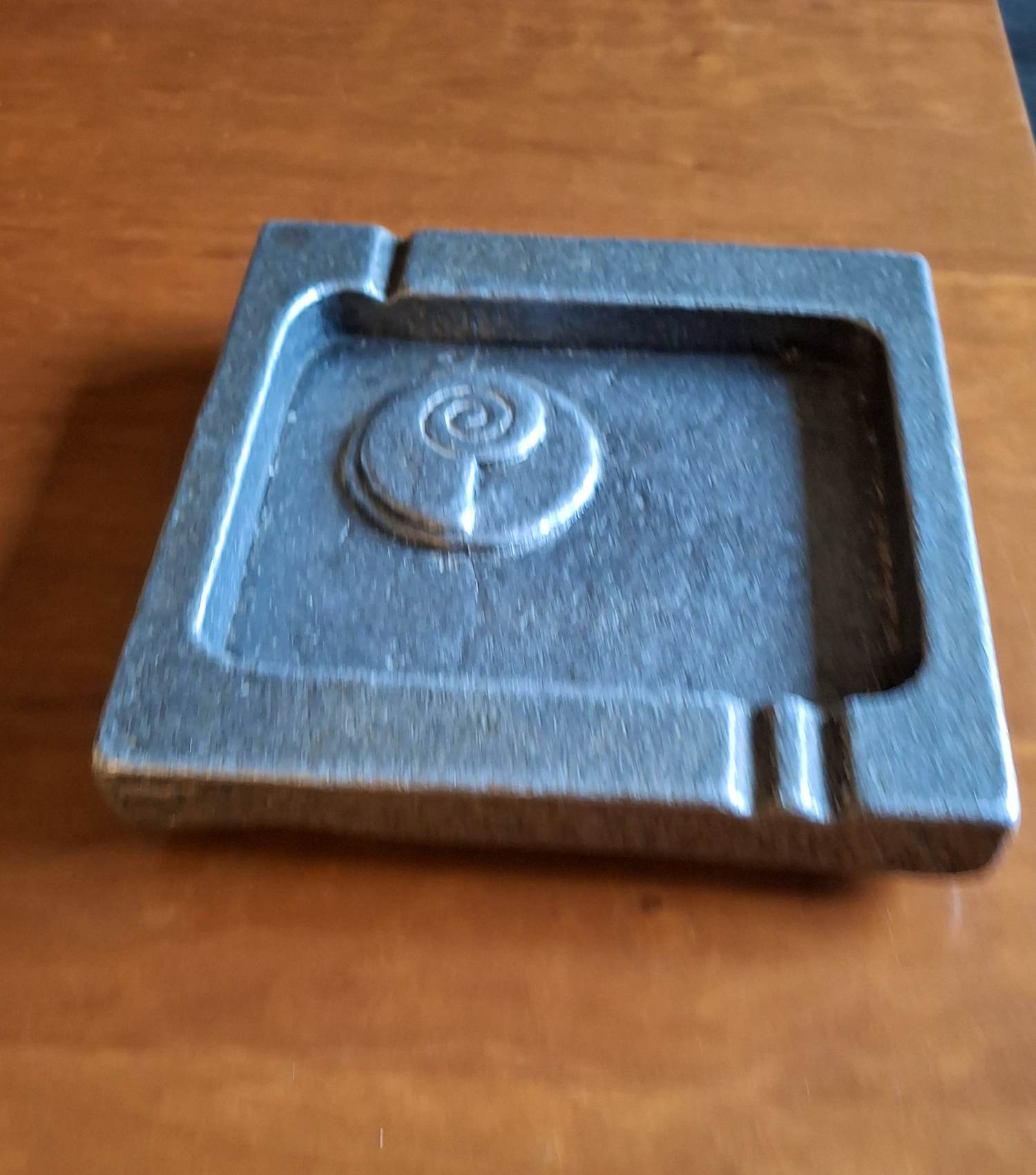 Willy Ceysens - asbak kopen? Bied vanaf 65!