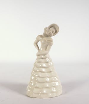 Eta Lempke - Plateel, Danseres met Zonnehoed door Plateelbakkerij Zuid-Holland Gouda kopen? Bied vanaf 1!