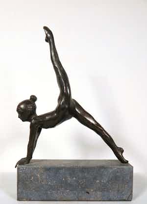 Jos Oehlen - Sierlijke brons van een turnster verkocht voor € 350!