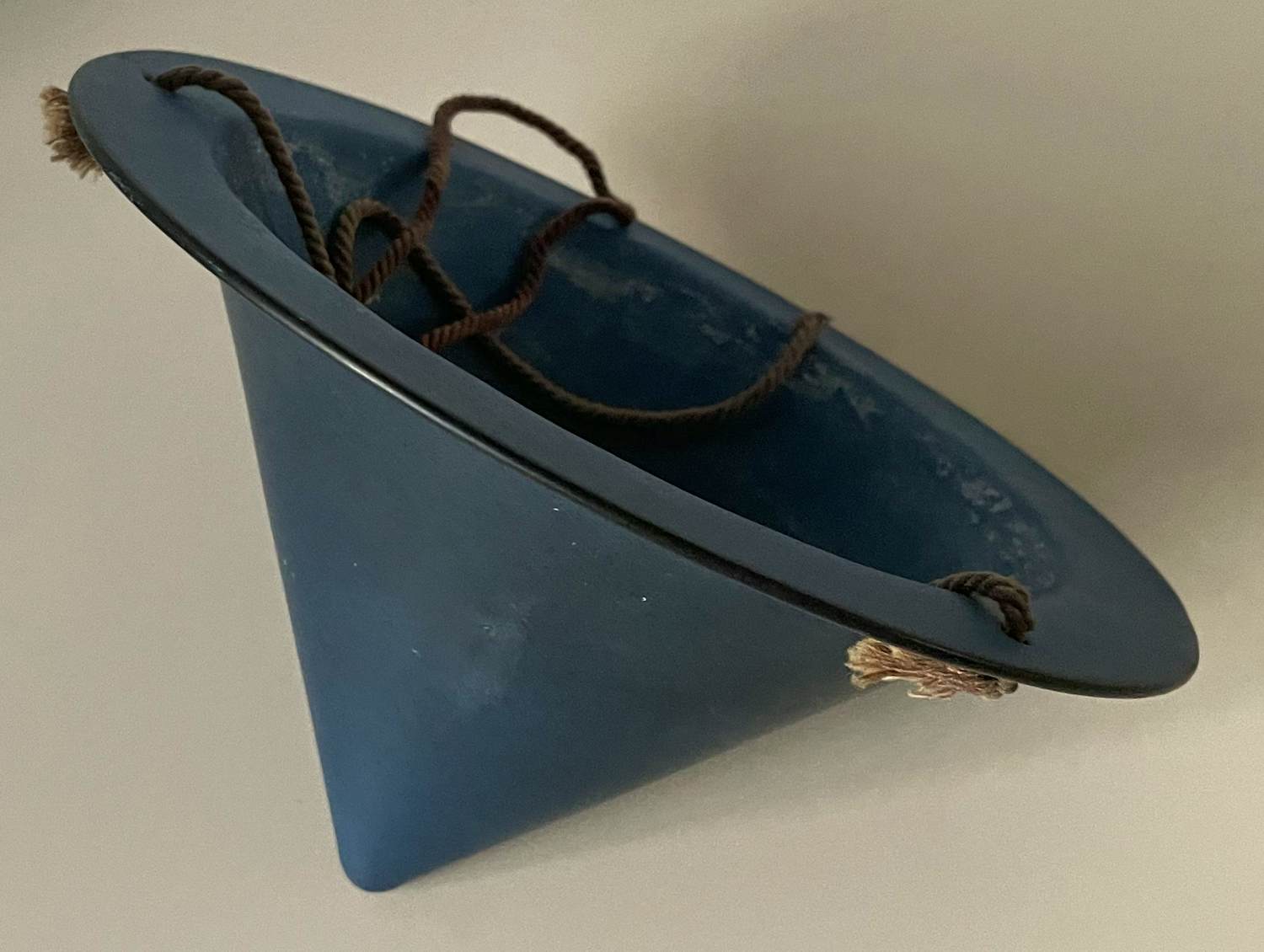 Cor Unum - Vintage Nineties plantenhanger ontwerp Theo Potmeer en Bart-Jan Reese kopen? Bied vanaf 20!