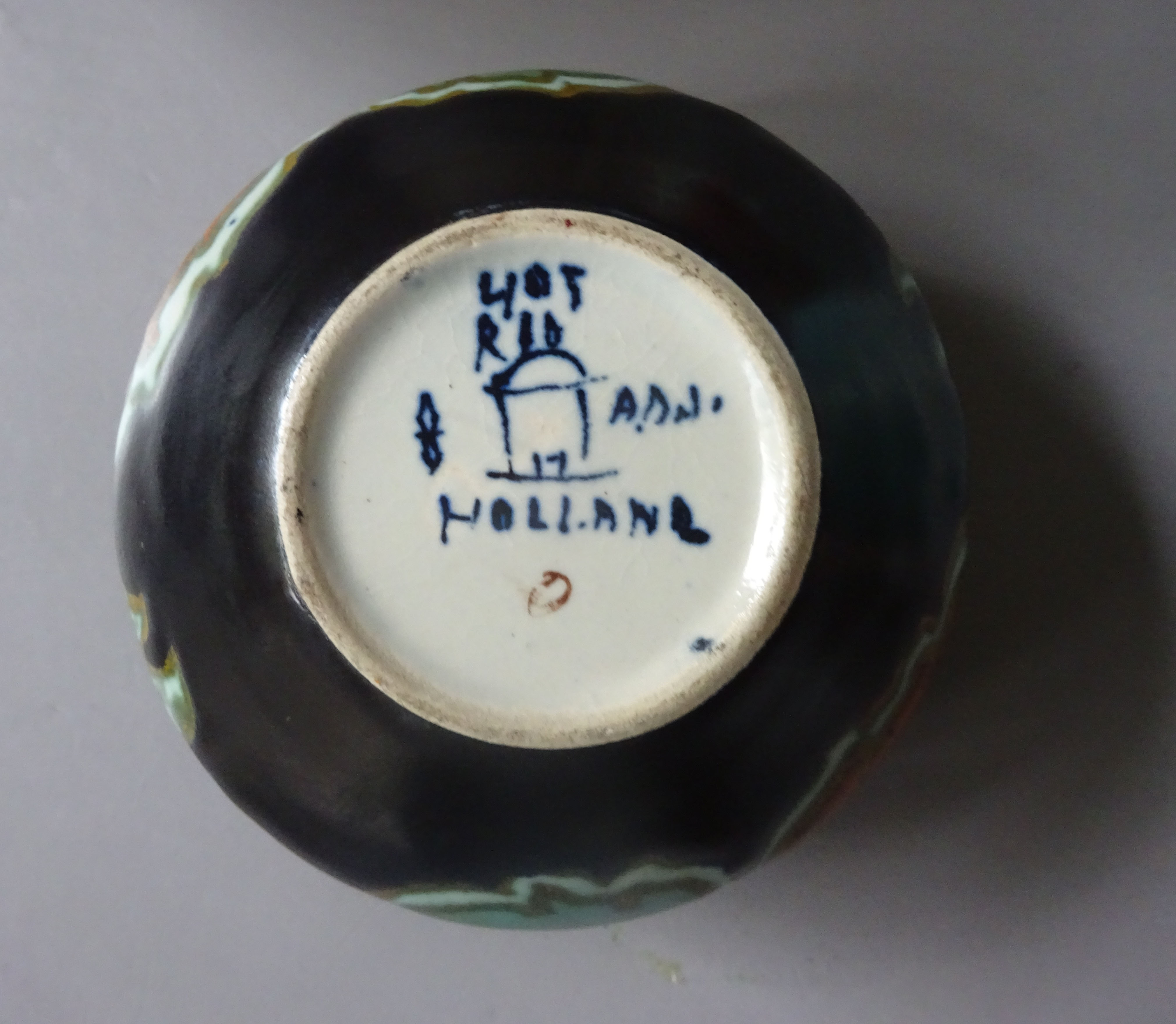 Plateelbakkerij Zuid-Holland - Plazuid- Zuid Holland Gouda Spiegelend plateel kaststel+kom kopen? Bied vanaf 75!