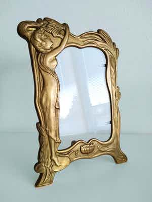 Brons (Onbekend) - sierlijke art nouveau (foto) lijst verkocht voor € 45!