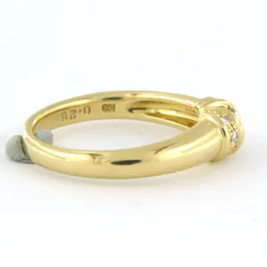 18k geel gouden ring bezet met briljant geslepen diamant 0.31ct kaufen? Bieten Sie von 700!