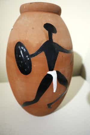 Niet of onleesbaar gesigneerd - Gebakken in Schoonhoven verkocht voor € 10!