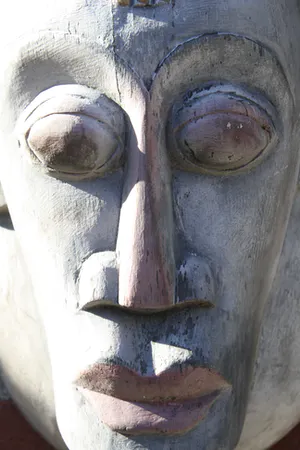 Niet of onleesbaar gesigneerd - Prachtig Licht Groot Houten Afrikaans Masker (20e eeuw kopen? Bied vanaf 1!