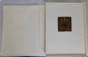 Vic Gentils - Apostolorum Limina Brons - 15 februari 1975 met Brons drieluik Vic Gentils. kaufen? Bieten Sie von 65!