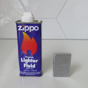 Curiosa - Klassieke geborstelde metalen Zippo aansteker kopen? Bied vanaf 1!