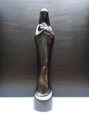 Steph Uiterwaal - Madonna in bakeliet zeer zeldzaam! verkocht voor € 300!