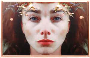 Barbara Polderman - C-print, Zelfportret met vogels - Ingelijst verkocht voor € 1!