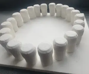 Jan Henderikse - Zero - Wit geschilderde Kurken op paneel - Gesigneerd - X-Z kopen? Bied vanaf 450!