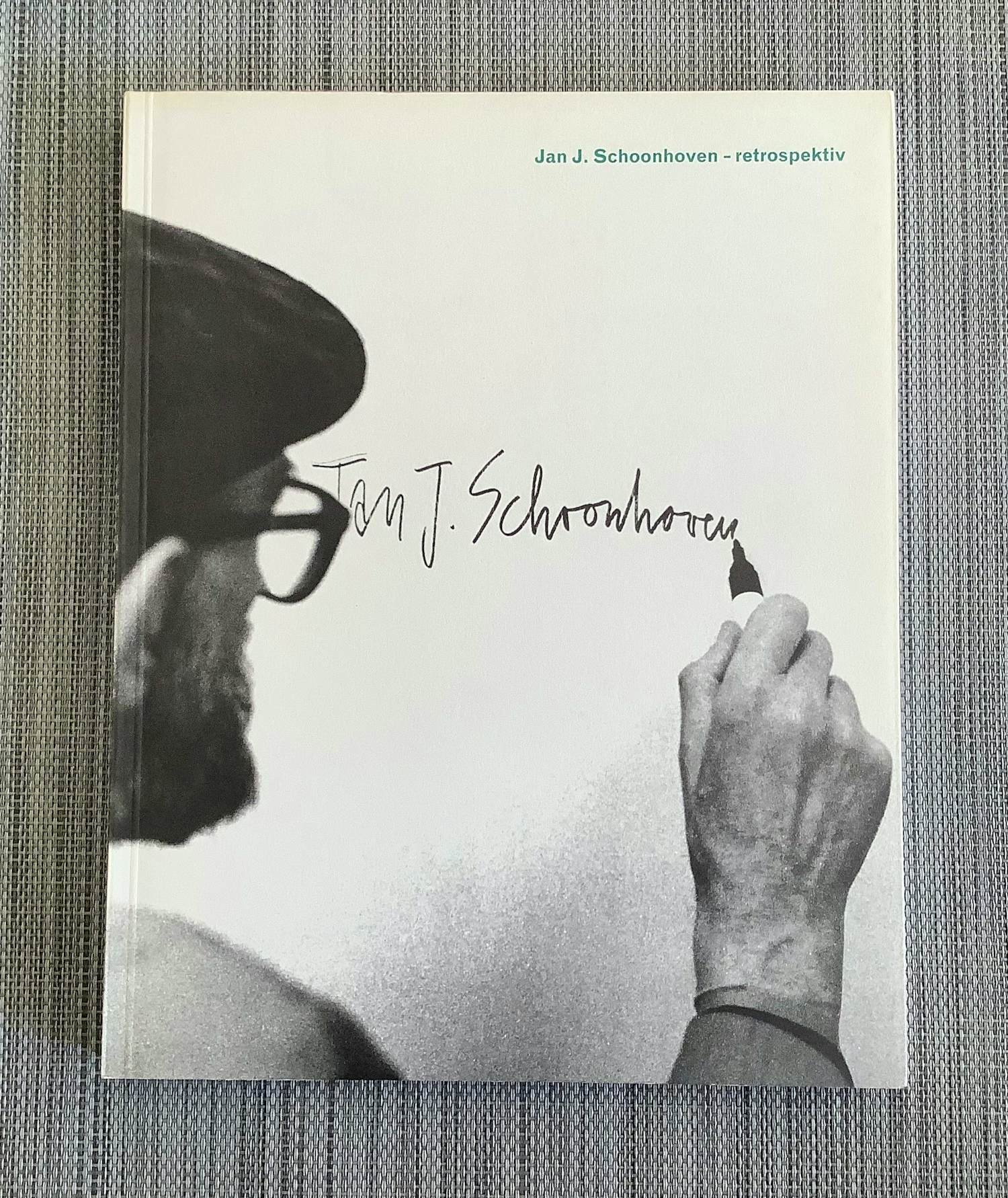 Jan Schoonhoven - Retrospektiv verkocht voor € 40!