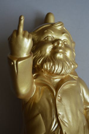 Ottmar Horl - Grote Gnome F*ck You Gesture Goud kopen? Bied vanaf 1!