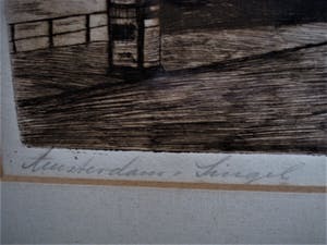 Niet of onleesbaar gesigneerd - Fraaie vooroorlogse Ets "Amsterdam het Singel bij Leidsestraat" gesigneerd kopen? Bied vanaf 10!