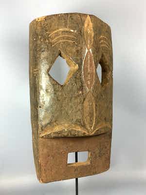 Kwele - 210128 - African Kwele Mask - Gabon. verkocht voor € 35!