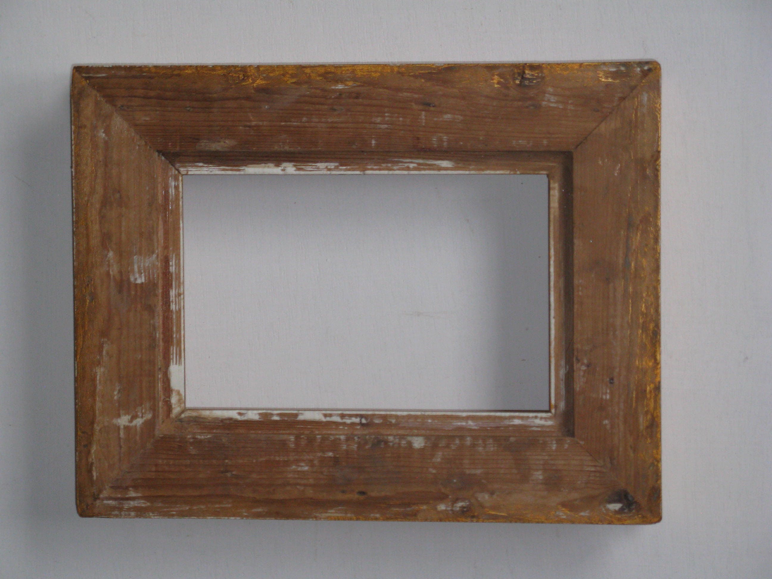 Niet of onleesbaar gesigneerd - Verguld klassiek lijstje kopen? Bied vanaf 1!