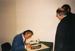 Daan van Golden - Offset, Blauwe vleugel met gezicht - Ingelijst kopen? Bied vanaf 150!