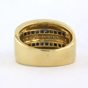 18k gouden ring bezet met saffier en single cut geslepen diamant tot. 0.36ct kopen? Bied vanaf 600!