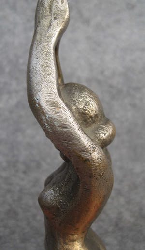 Brons (Onbekend) - Staande naakte vrouw kopen? Bied vanaf 70!