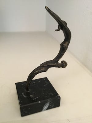 Corry Ammerlaan - Sculptuur “ Samen in balans “ kopen? Bied vanaf 30!
